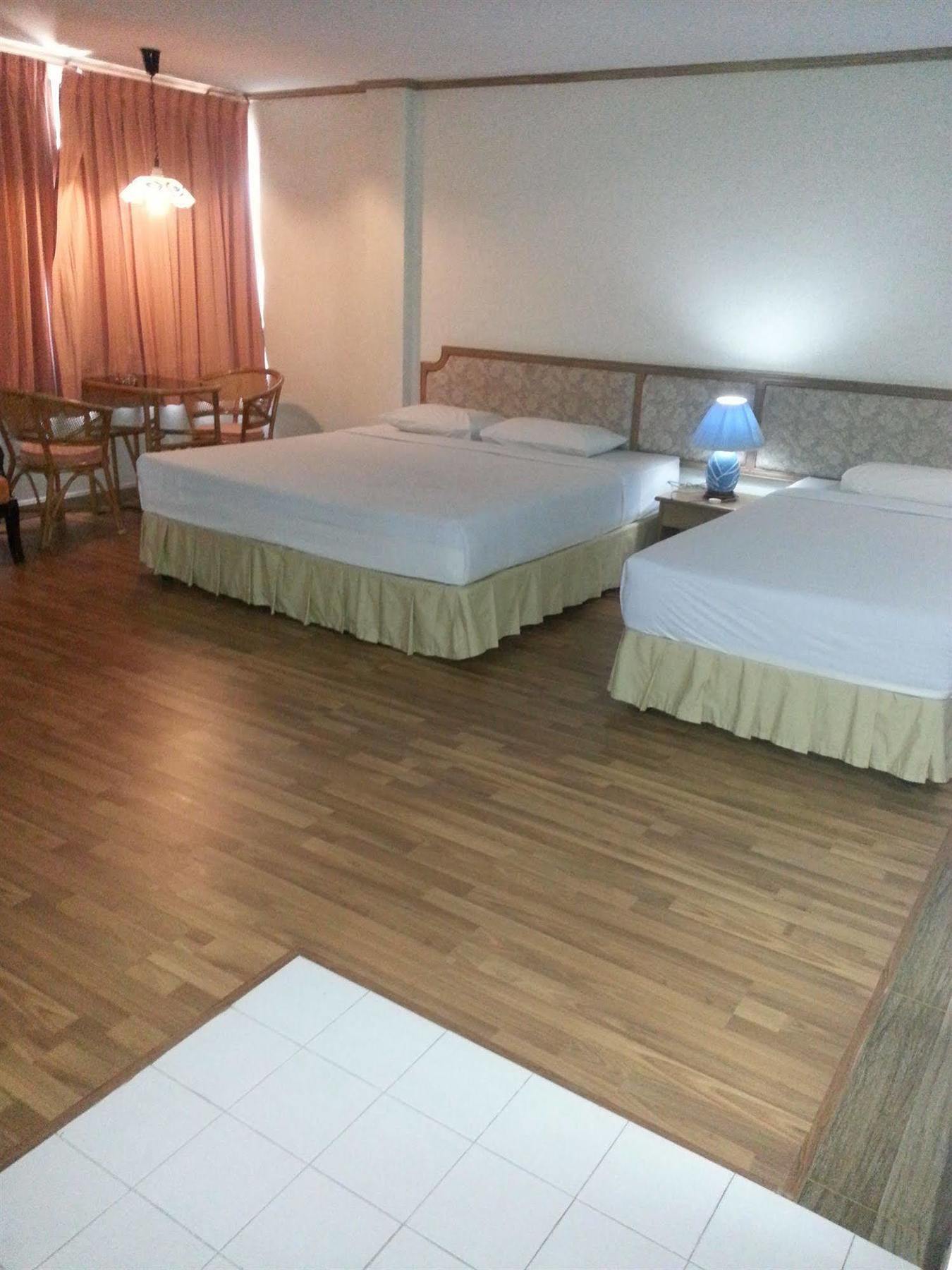 Takiab Beach Resort HHQ Exterior foto