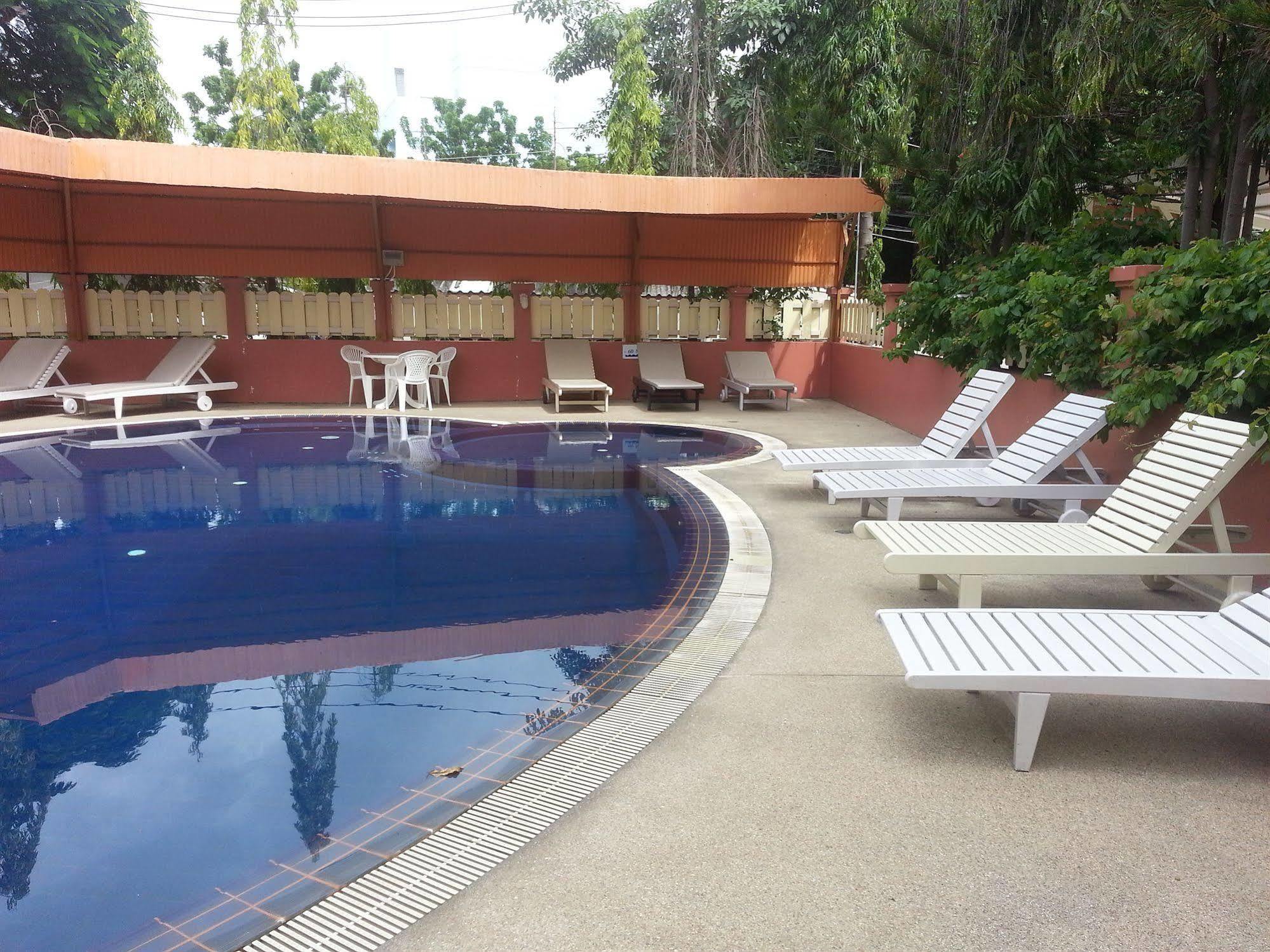Takiab Beach Resort HHQ Exterior foto