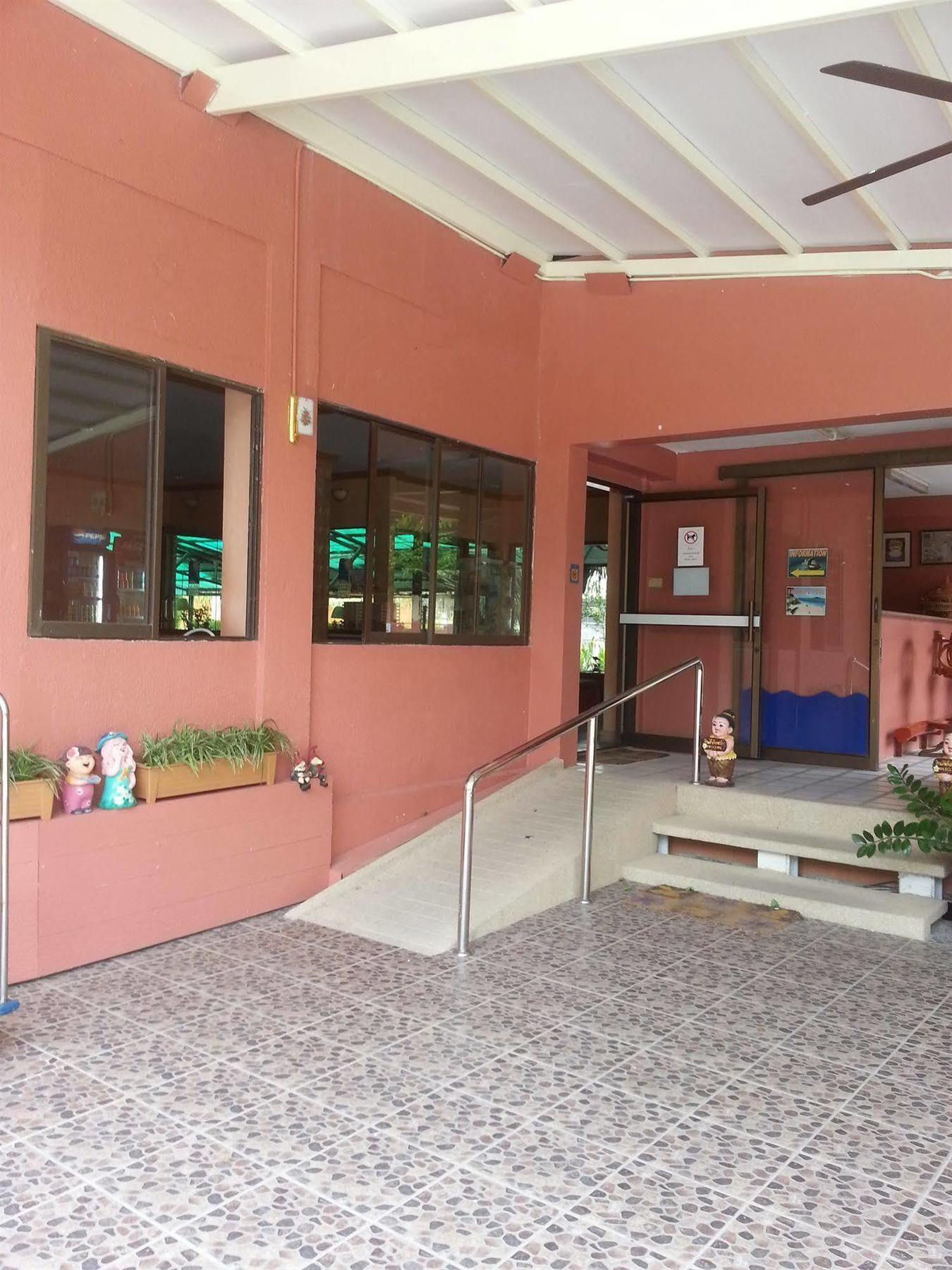 Takiab Beach Resort HHQ Exterior foto