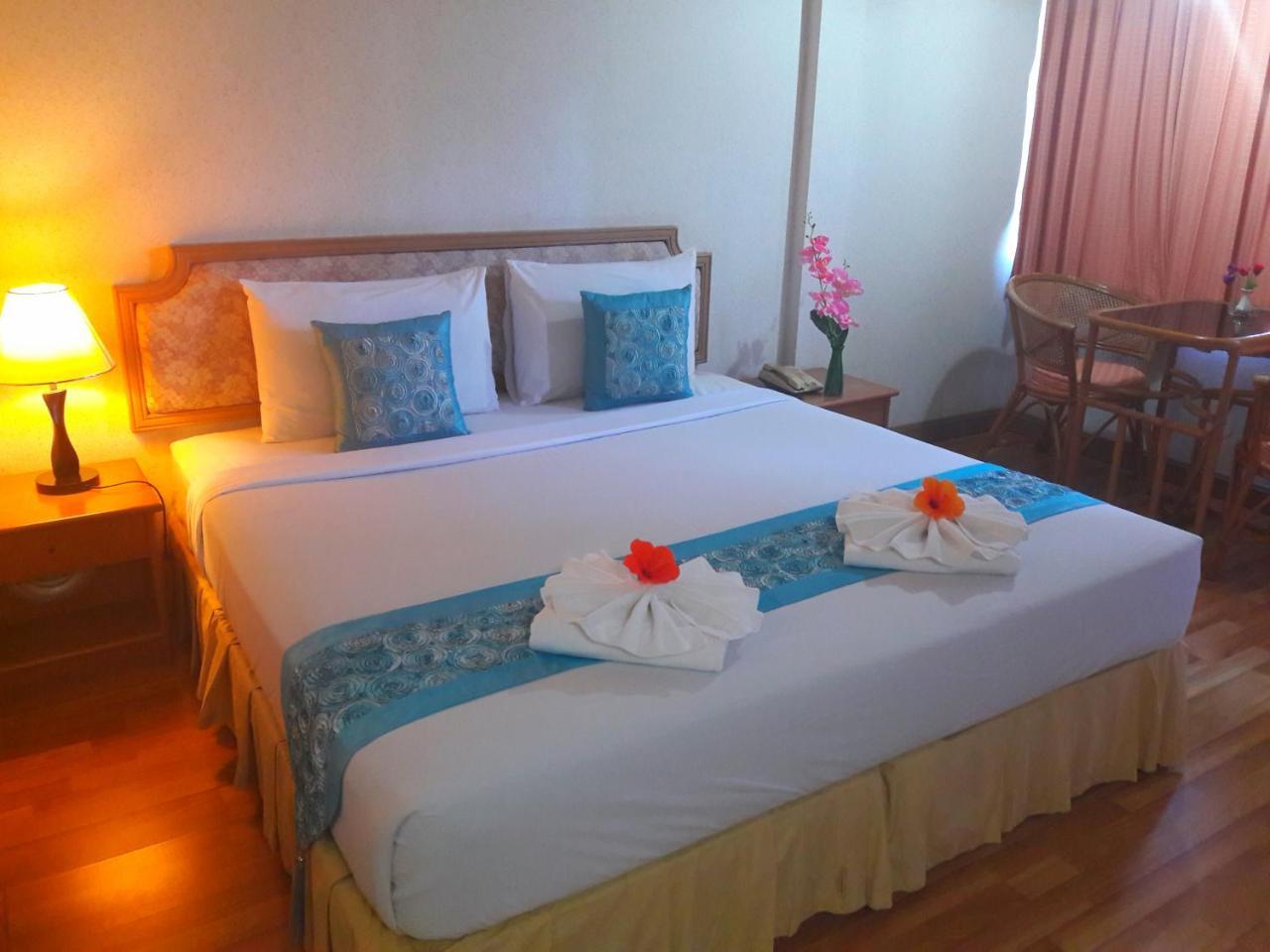 Takiab Beach Resort HHQ Exterior foto