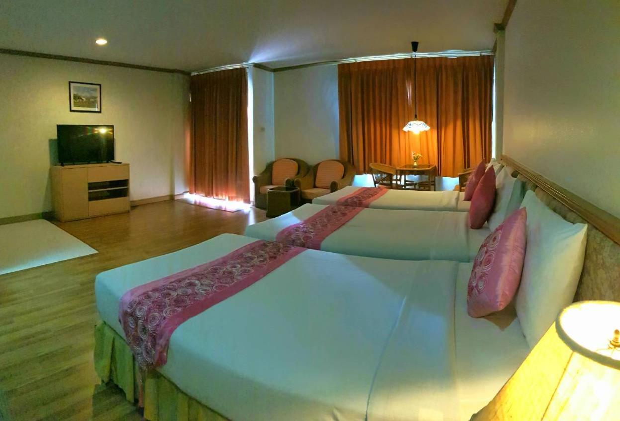 Takiab Beach Resort HHQ Exterior foto