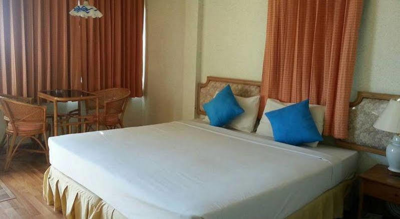 Takiab Beach Resort HHQ Exterior foto