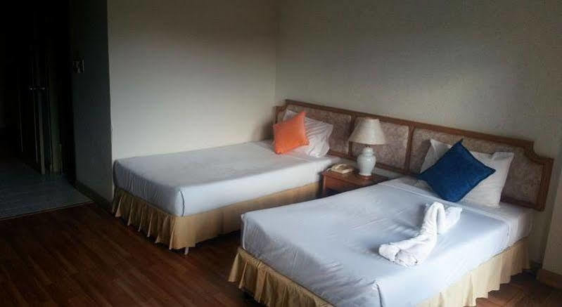 Takiab Beach Resort HHQ Exterior foto